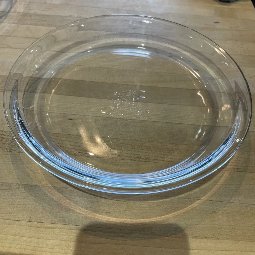 Vintage Anchor Ovenware Pie Plate - 9 inch .75 Quart Glass Ovenware set of 2 USA